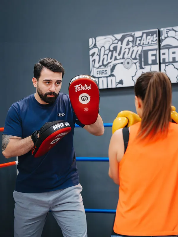 Boks birebir antrenmanı